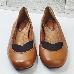 Michelle D 7M Flats Brown Leather Slip On Memory Cushion Comfort Loafers Shoes